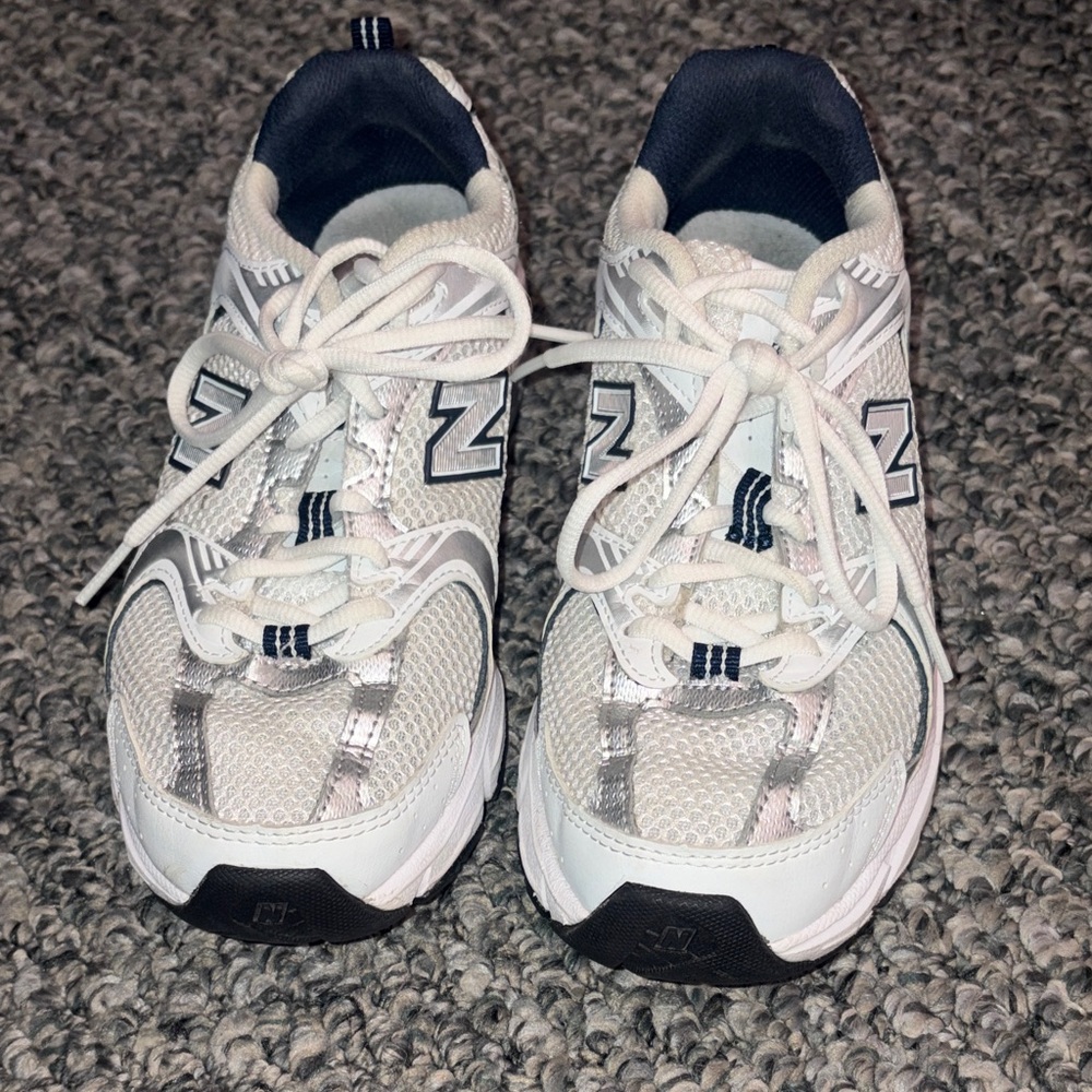 Women New Balance 530 Sneakers Size 6